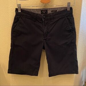 QUIKSILVER Black Shorts Size 27